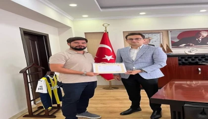 Fekede başarılı polislere belge verildi