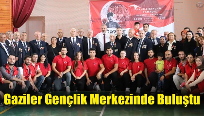 Gaziler, gençlik merkezinde keyifli zaman geçirdi