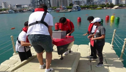 İlk defa düzenlenen insansız deniz aracı yarışması otonom sürüşleriyle tamamlandı