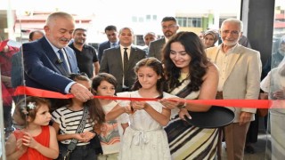 Ispartada 9,5 yaşındaki Nurgülün çizdiği resimler görenleri hayran bırakıyor