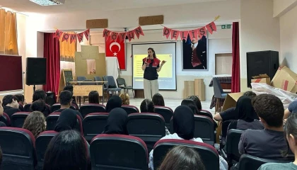 Jandarmadan siber farkındalık eğitimi