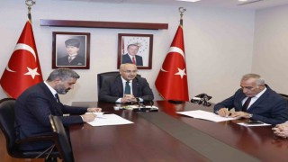 Karataş Tarıma Dayalı İhtisas (Sera) OSB altyapı işlerinin yapılmasına dair protokol imzalandı