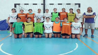 Kepezin hentbolcuları 1. Lige hazırlanıyor