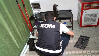 Mersinde ayarı ve gramajı düşük altın basan şebekeye operasyon: 8 gözaltı