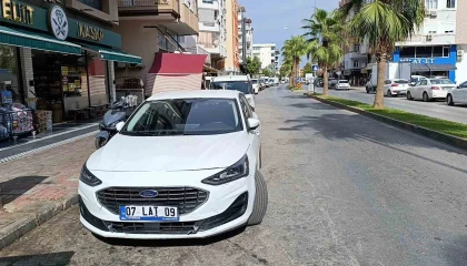 Motosiklet sürücüsünü havaya savuran kaza kamerada