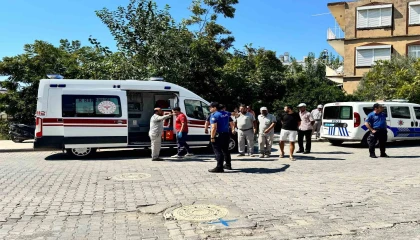 Motosikletle ticari araç çarpıştı: 1 yaralı