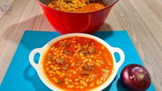 Nefis etli kuru fasulye tarifi: Lokanta usulü etli kuru fasulye nasıl yapılır?