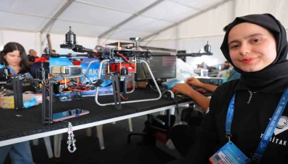 Selçuk Bayraktar: Savunma sanayimizdeki yüzde 85 oranında dış bağımlılık yüzde 20lere düştü