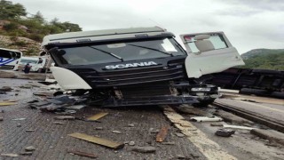 Tarsusta zincirleme kaza: 2 yaralı