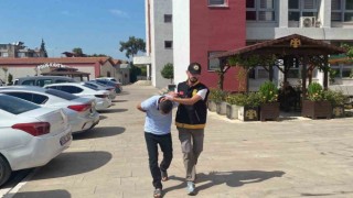 Tartıştığı arkadaşını öldüresiye dövüp bıçaklayarak öldürdü