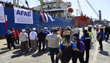 Yardım malzemesi taşıyan ikinci İyilik Gemisi Sudana uğurlandı