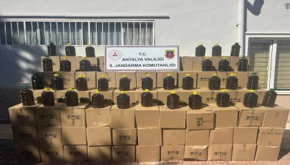 8 bin litre sahte zeytinyağı ele geçirildi
