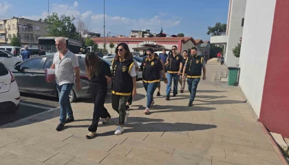 950 bin TLlik altın çalan kadın hırsız çetesi çökertildi