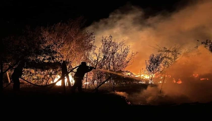 Aksekide tarım arazisinde yangın