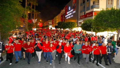 Alanyada Cumhuriyet Bayramına büyük ilgi