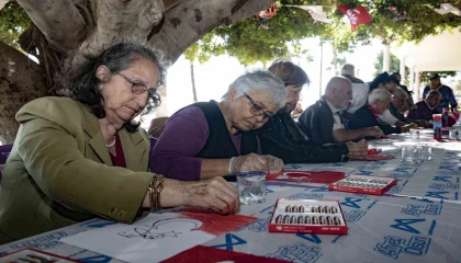 Alzheimer hastaları Cumhuriyet Bayramını kutladı