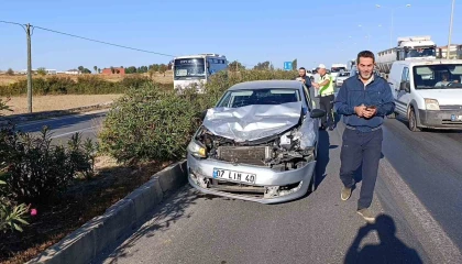 Aynı yerde peş peşe 3 zincirleme kaza: 3 yaralı