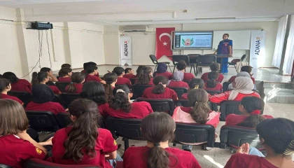 Büyükşehirden 140 kız çocuğuna farkındalık eğitimi verildi