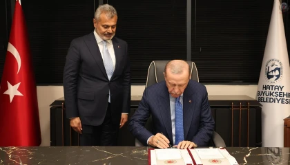 Cumhurbaşkanı Erdoğan'dan, Belediye Başkanı Öntürk'e ziyaret