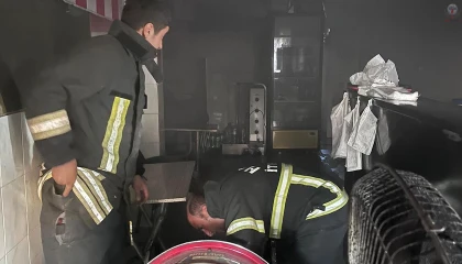 Defnede işyeri yangını