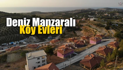 Deniz manzaralı köy evleri, mimarisi ve dayanıklılığıyla mest ediyor