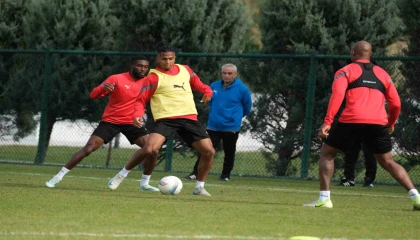 Hatayspor, Eyüpspor maçına İstanbulda hazırlanıyor