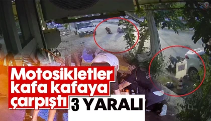 İki motosiklet kafa kafaya çarpıştı: 3 kişi yere savruldu