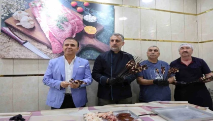 Kozan ciğeri coğrafi işaret için şişlere dizildi