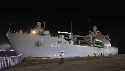 Lübnandan gelen ikinci gemideki yolcuların tahliyesi de tamamlandı