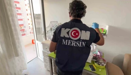 Mersin polisinden FETÖnün öğrenci yapılanmasına operasyon: 13 gözaltı
