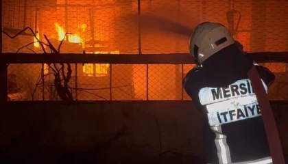 Mersinde iki ayrı yangın: 2 ölü, 2 yaralı