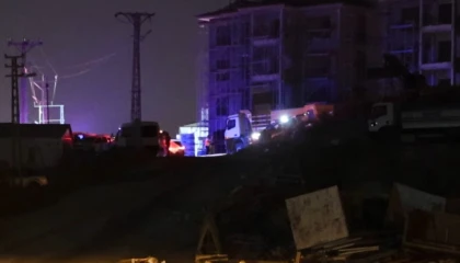 Şantiyede çıkan bıçaklı kavgada 2 kişi öldü, 1 kişi ağır yaralı