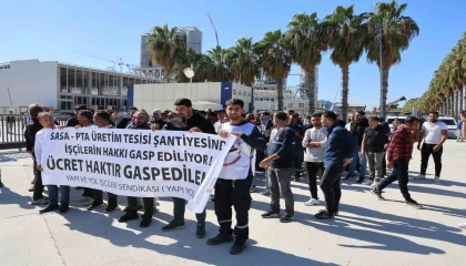 SASA Polyester fabrikasında maaş alamayan işçiler eylem yaptı