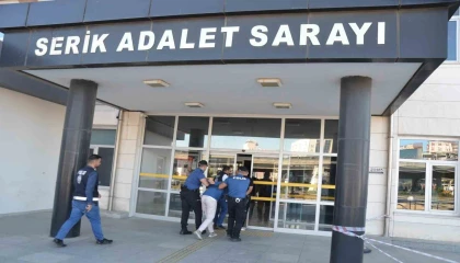Servis aracı bekleyenleri kurşun yağmuruna tutan 3 şüpheliden 2si tutuklandı