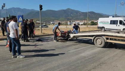 Tırla çarpışan motosikletin sürücüsü hayatını kaybetti