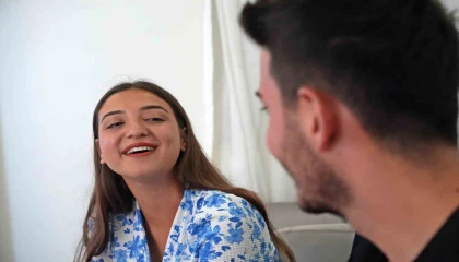 Yedi yıl boyunca ‘bizim evde damat yok diye şarkı söyleyip evinin damadı yaptı