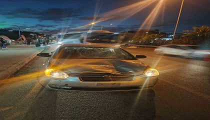 Yolun karşısına geçmek isteyen yabancı uyruklu kadın, otomobilin çarpması sonucu hayatını kaybetti