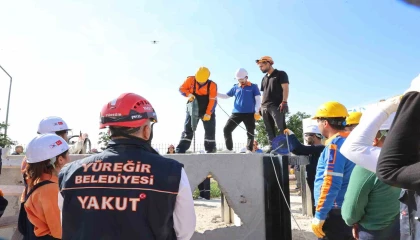 Yüreğir Belediyesi arama kurtarma ekibine AFADdan eğitim