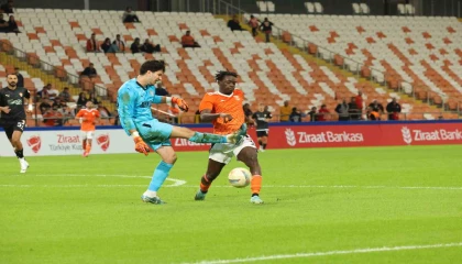 Ziraat Türkiye Kupası: Adanaspor: 1 - Çorluspor 1947: 2