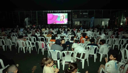 Akdeniz Belediyesinden çocuklara tatil hediyesi