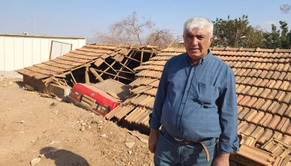 Akıl almaz kaza: Fren yerine gaza basınca Tofaş'ı ile ahırın üzerine uçtu