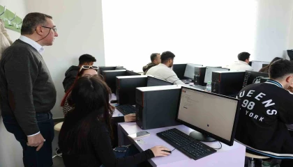 ALKÜDE Daad Onset Almanca sınavı saşladı