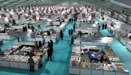 Anadolunun en büyük kitap fuarı kapılarını açtı