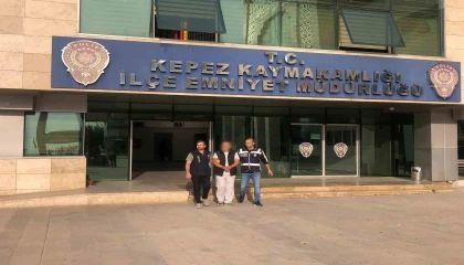 Antalyada 23 yıl 9 ay 29 gün kesinleşmiş hapis cezasıyla aranan şahıs yakalandı