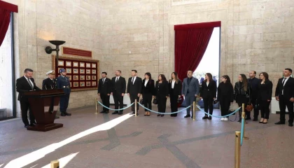 ANTGİAD üyeleri, Atatürkün 86. ölüm yıl dönümünde Anıtkabirde