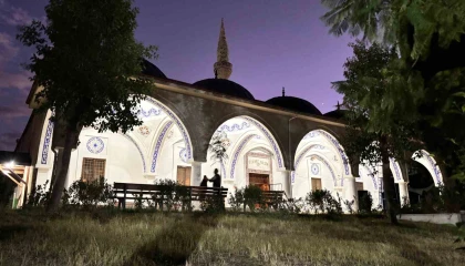 Cami imamı bıçaklanarak öldürüldü