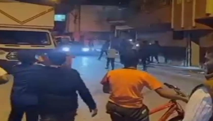 Cezaevinden çıktı, havaya ateş açılarak karşılandı