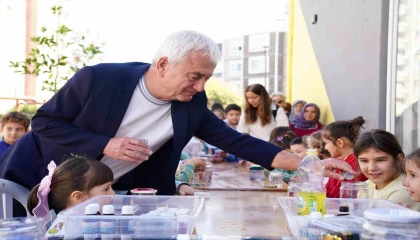 Finike Belediyesinden ara tatilde Kavanozunu Kap Gel etkinliği