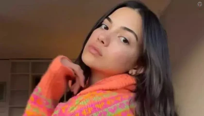 Giydiği elbise olay oldu