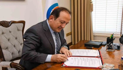 Hayırsever işadamından Mersine 2 okul